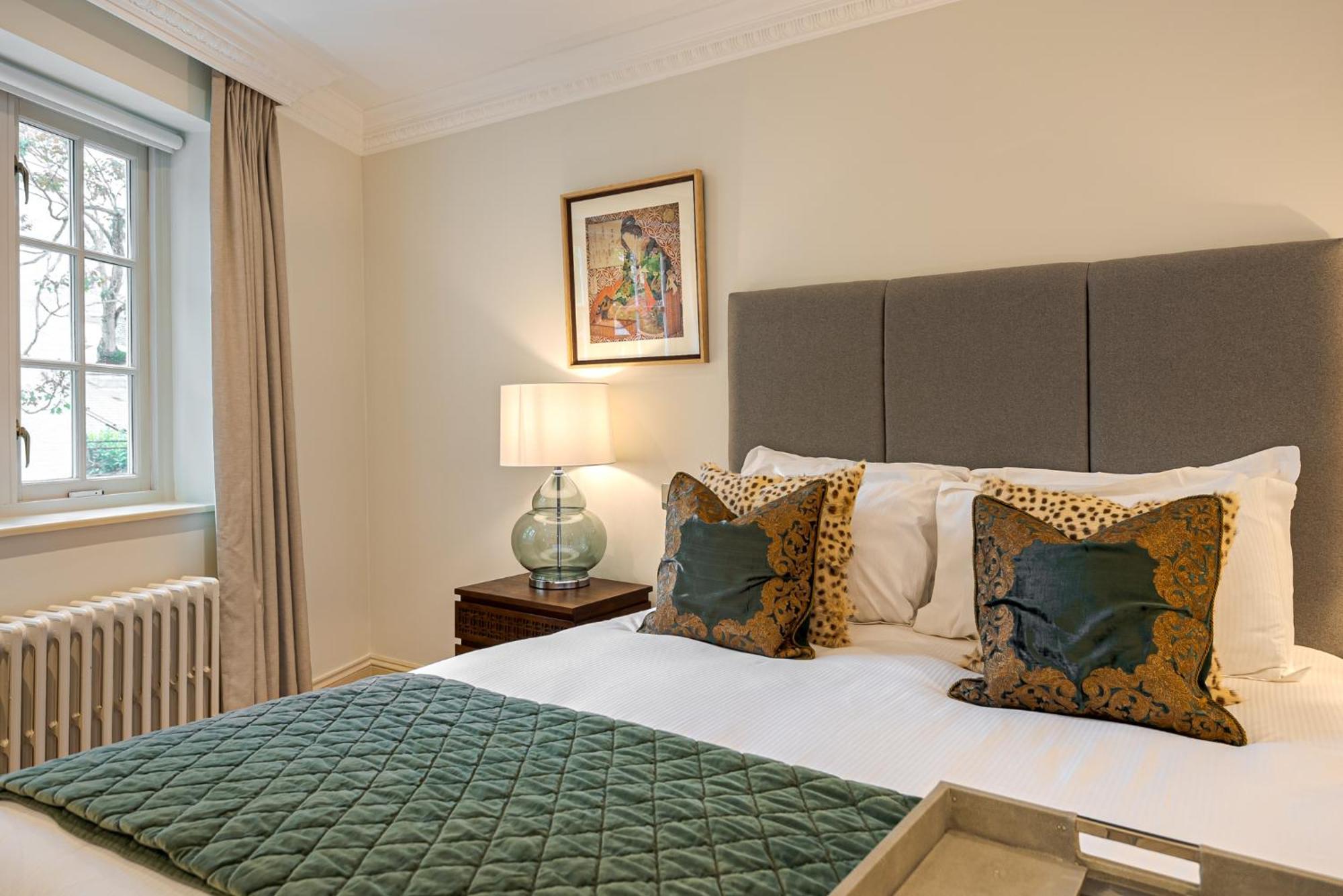 Luxury Belgravia 3br House With Skylights, Ac And Garage Parking Appartement *