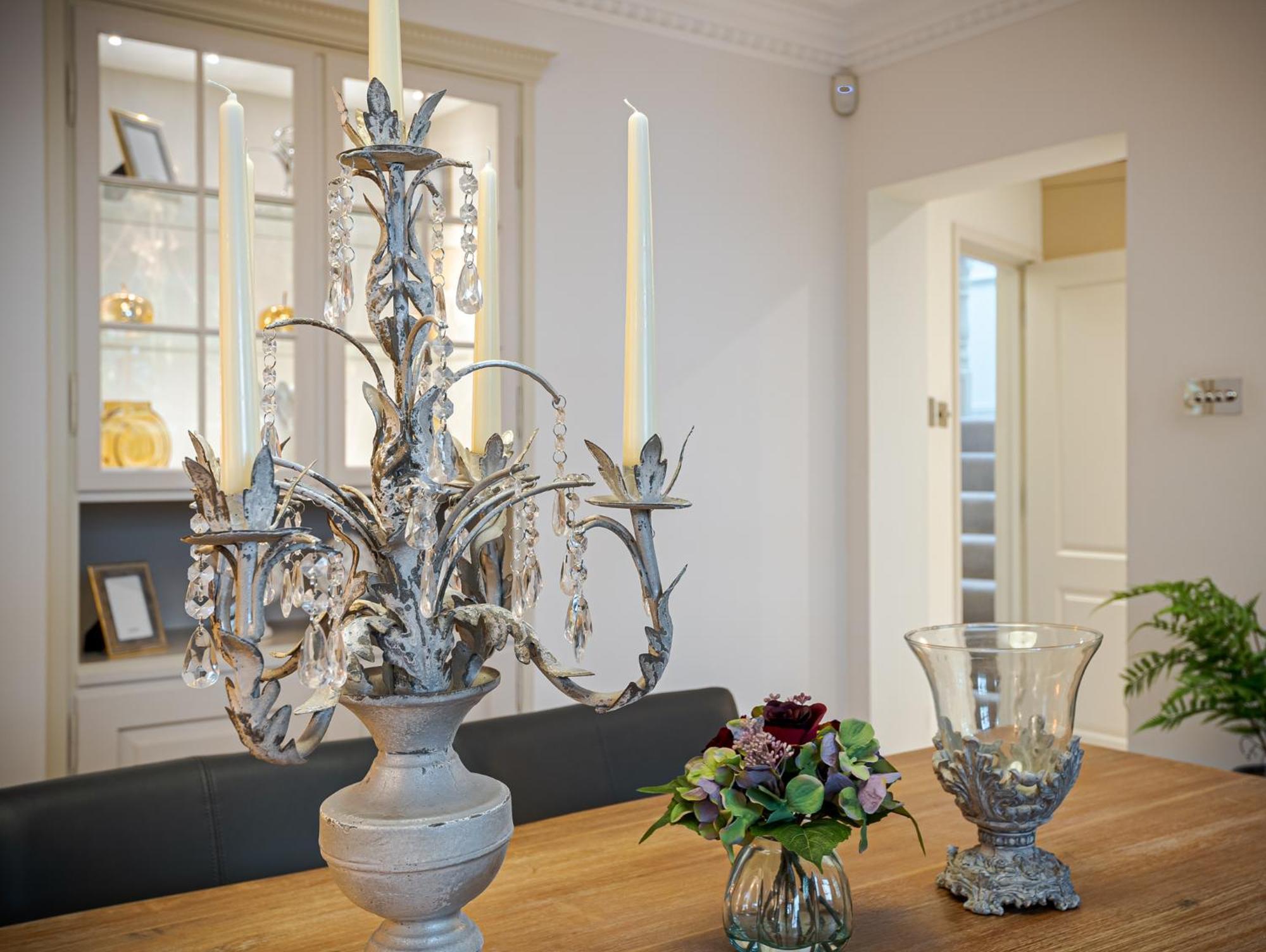 Luxury Belgravia 3br House With Skylights, Ac And Garage Parking Appartement *