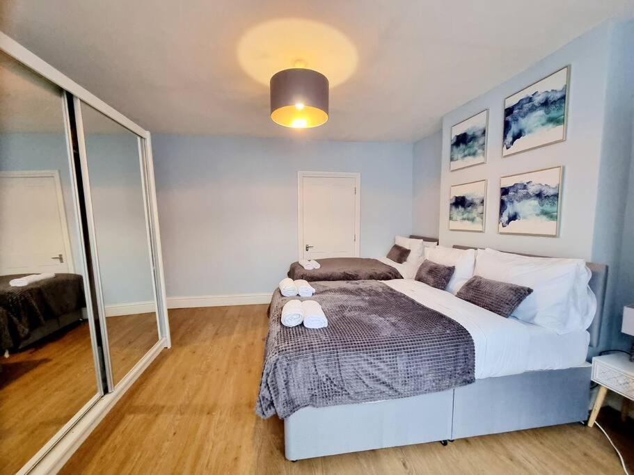 Spacious 2 Bedroom 3 Min Walk Mile End Station -sleeps 5 Apartamento
