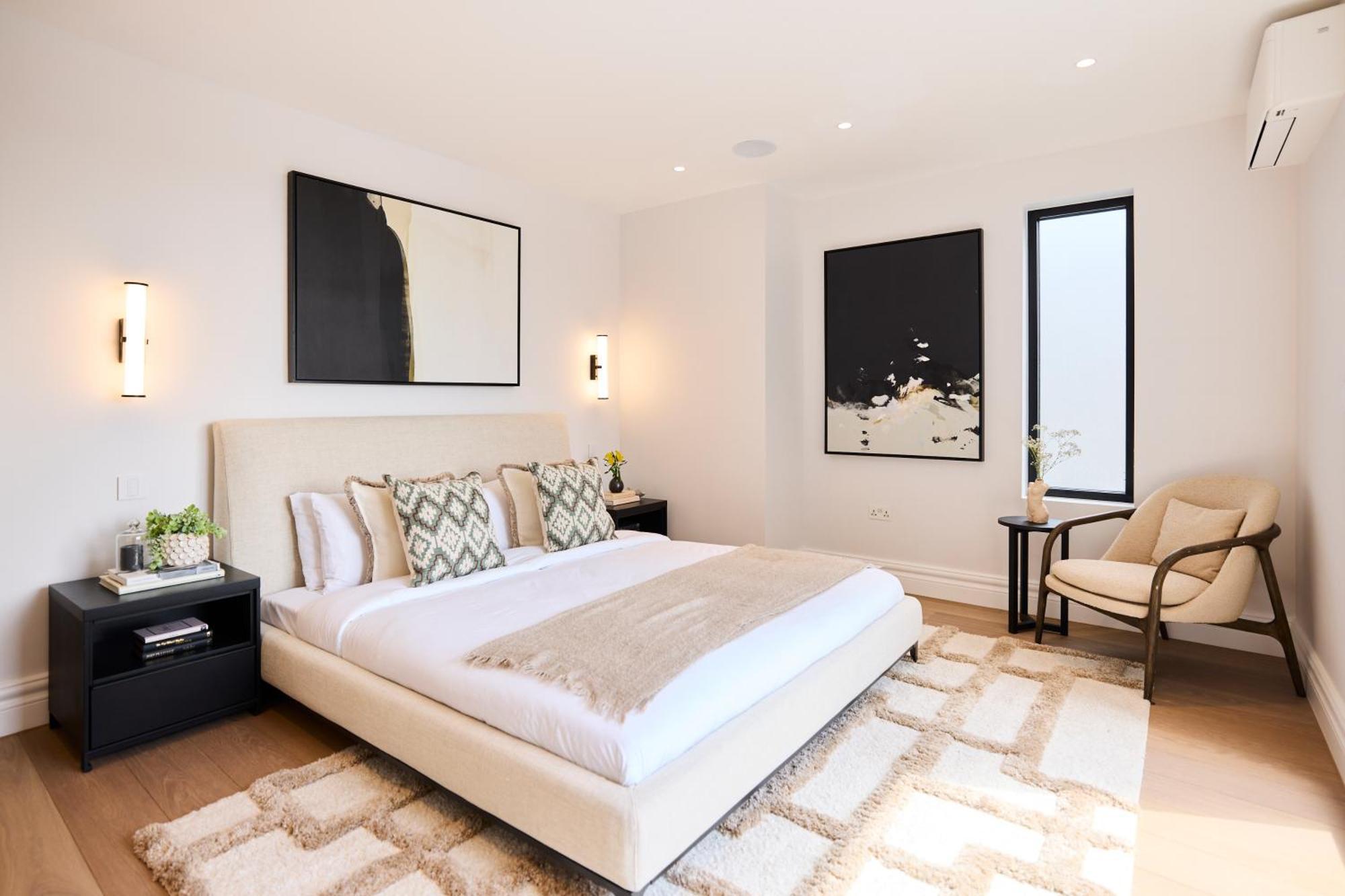 The Temple Fortune Crib - Lovely 3bdr House With Balcony Appartement Londen