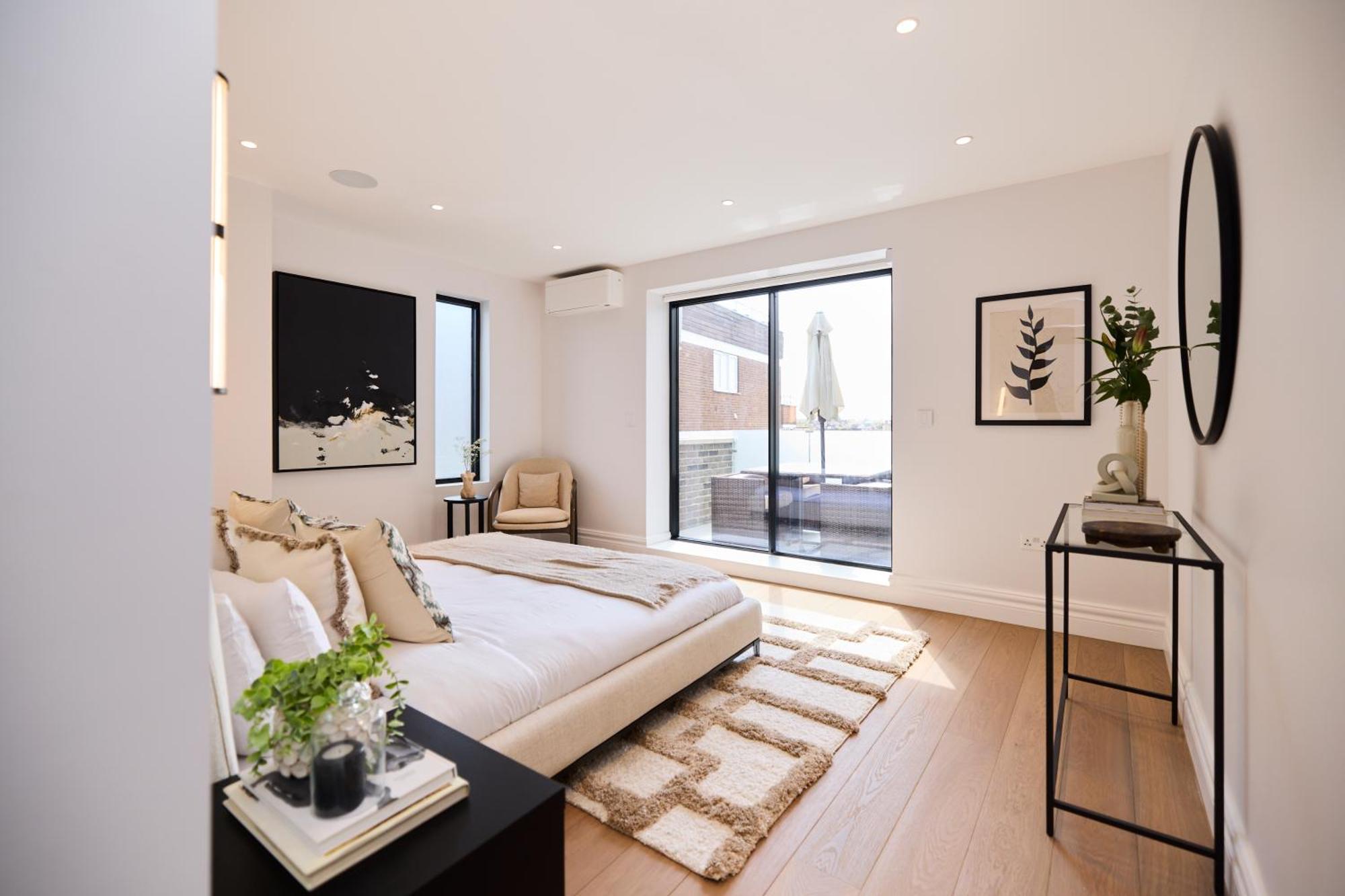 The Temple Fortune Crib - Lovely 3bdr House With Balcony Appartement Londen