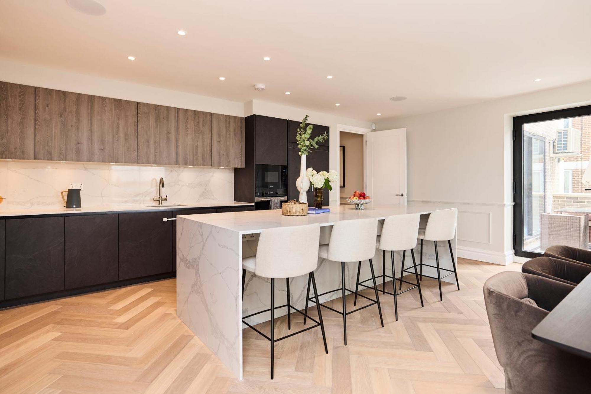 Appartement The Temple Fortune Crib - Lovely 3bdr House With Balcony Londen