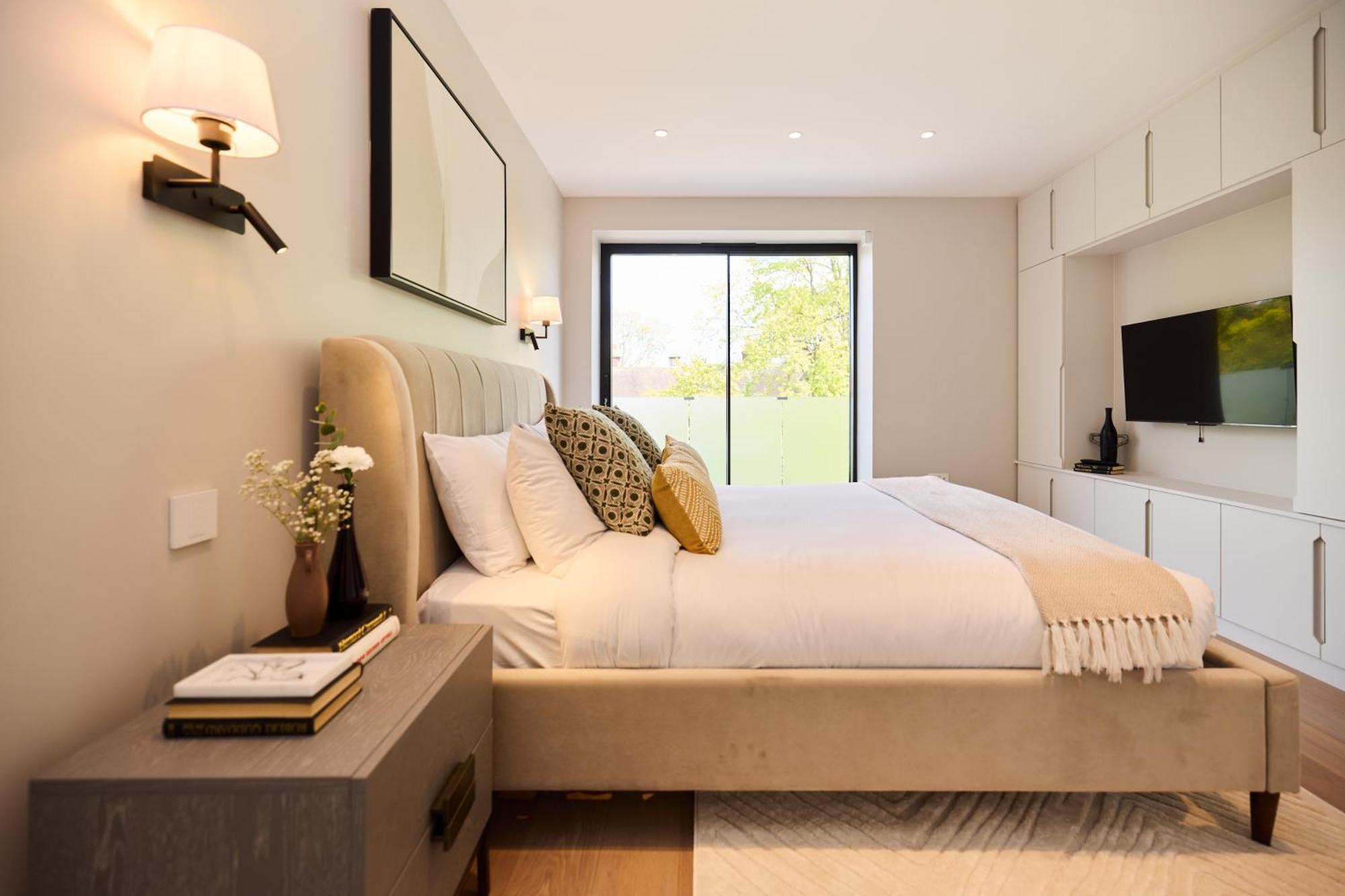 The Temple Fortune Crib - Lovely 3bdr House With Balcony Appartement *