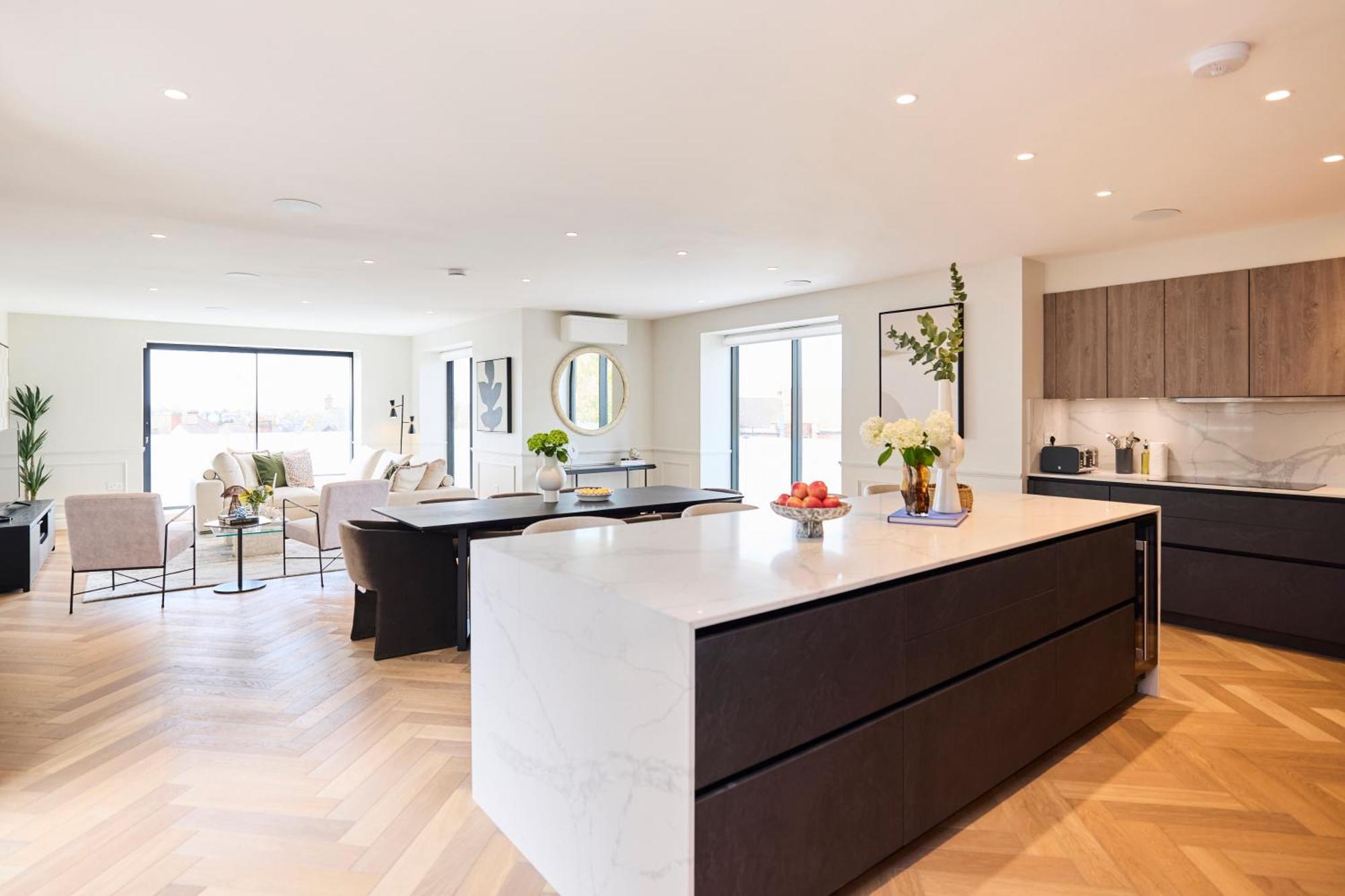 The Temple Fortune Crib - Lovely 3bdr House With Balcony Appartement Londen