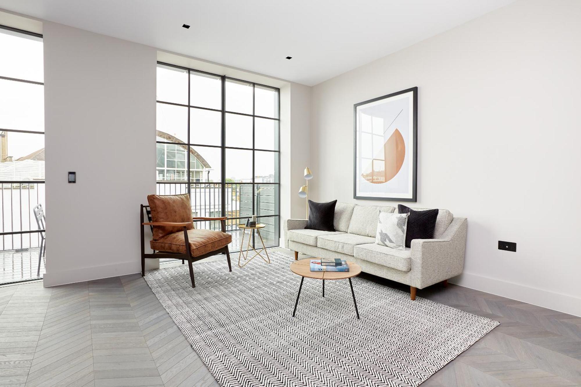 Sonder L Back Hill Aparthotel London