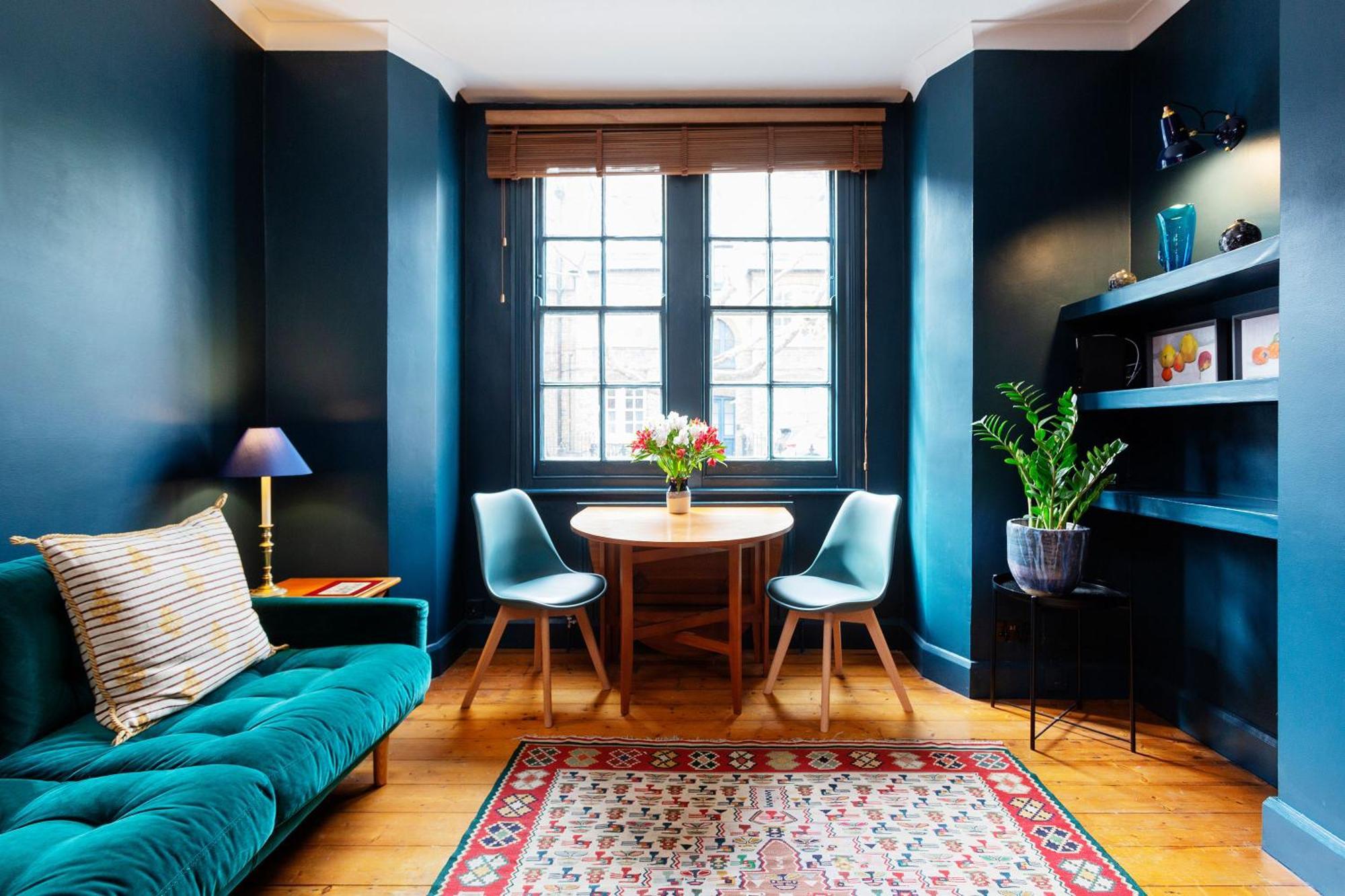 Veeve - Hoxton Hideaway London