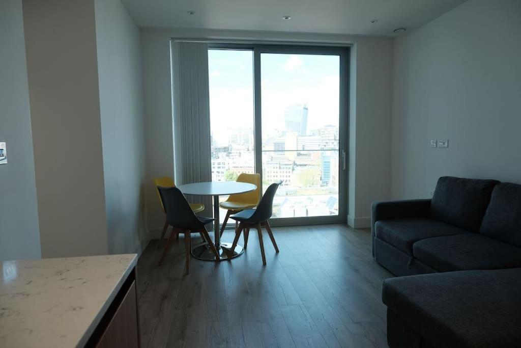 Stunning 1br Luxury City *