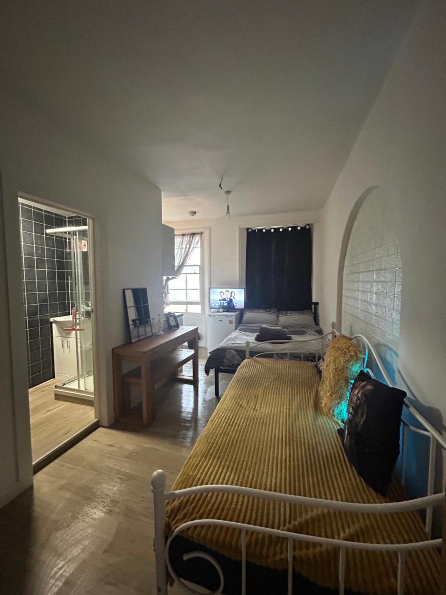 Spacious Flat In Apartamento *
