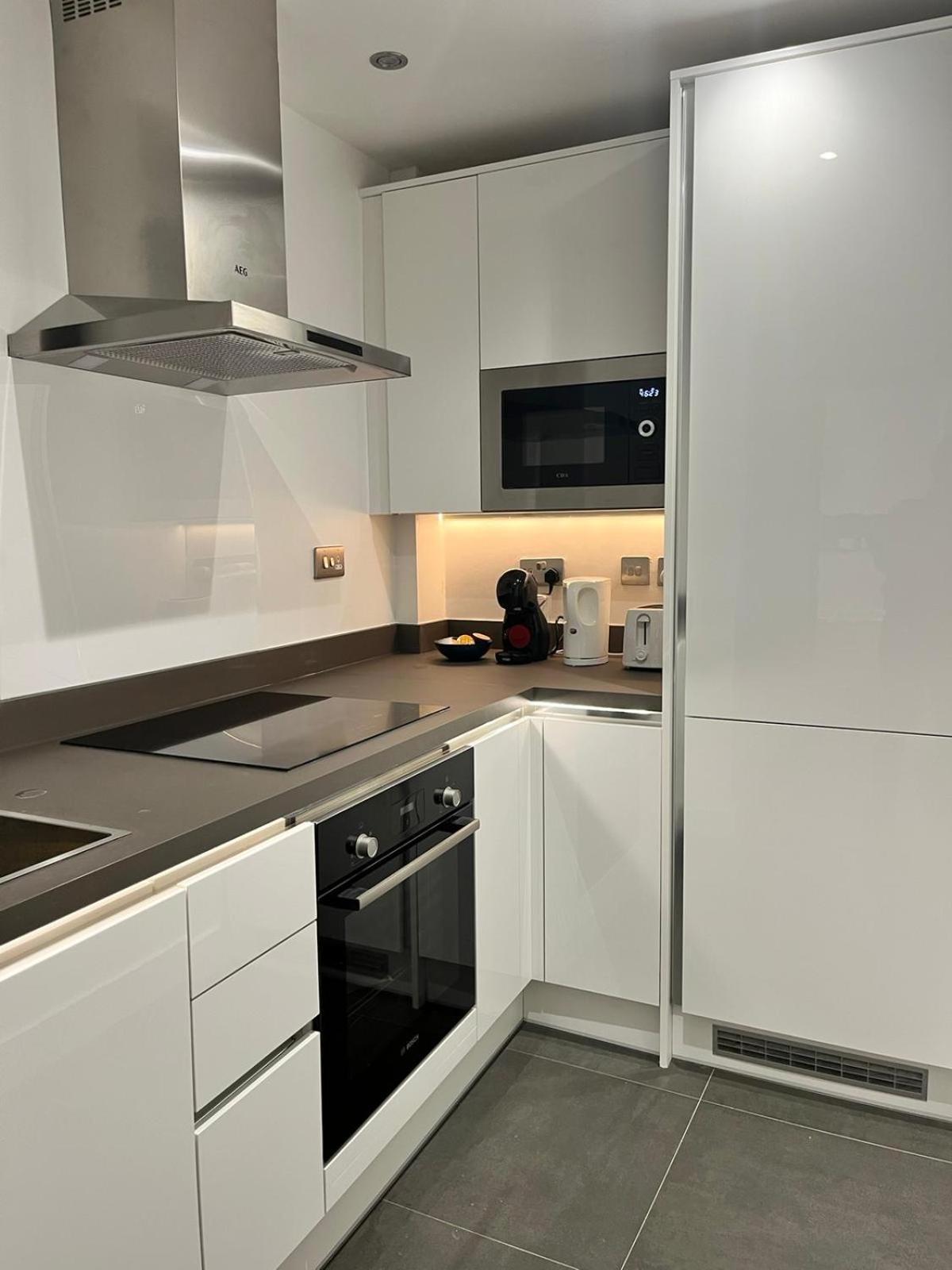 Cozy And Peaceful Apartment With Terrace In Hackney * Londen