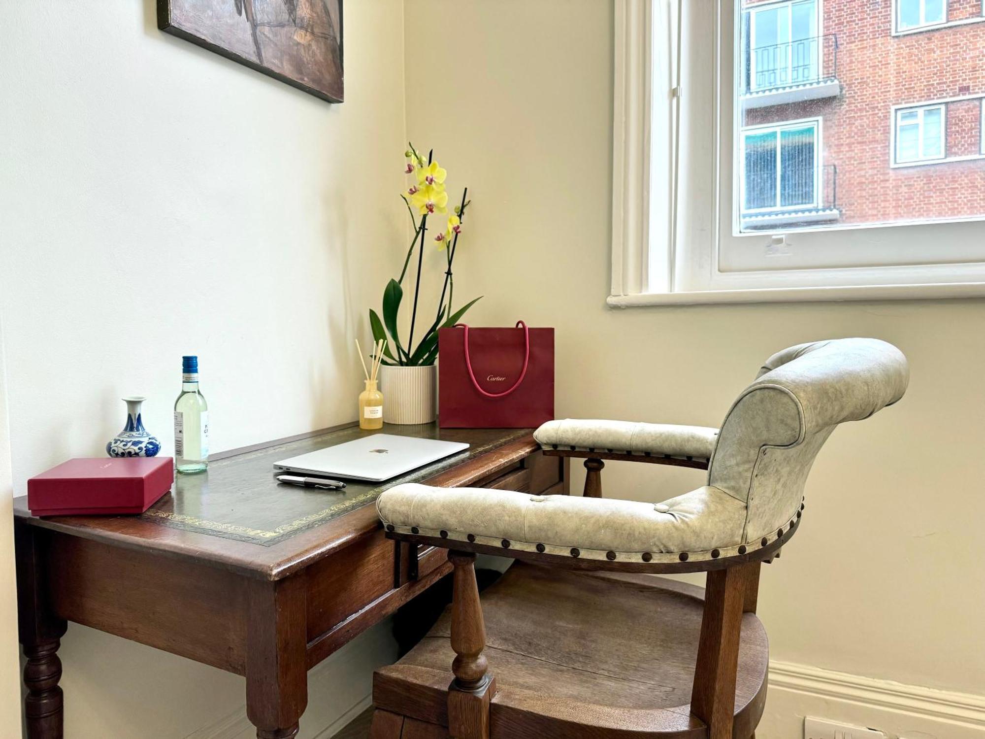 Crawford Street Studio, By The Design Traveller Appartement *