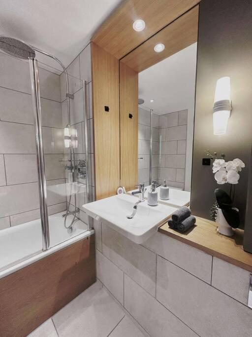 Superb Luxury 1bed Appartement *