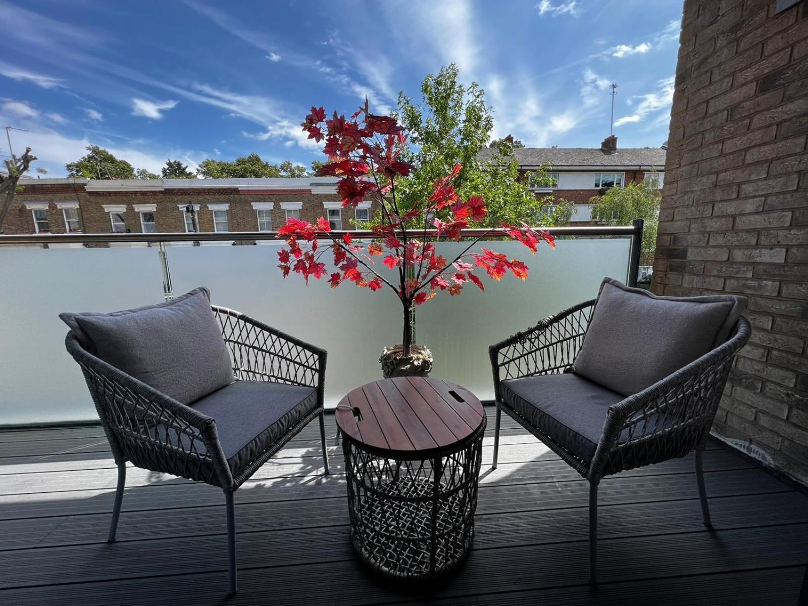 New! Charming Near Attractions Appartement