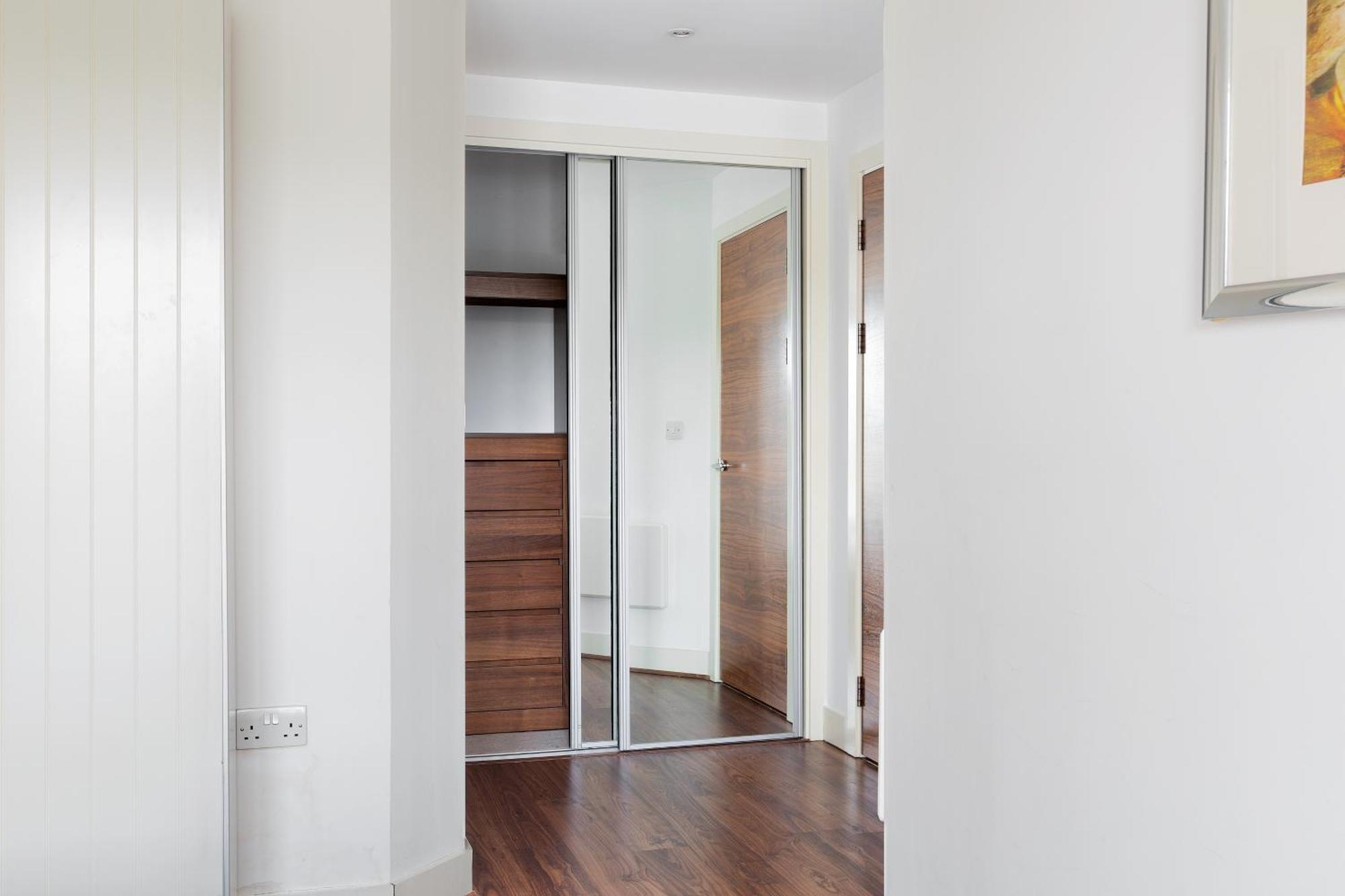 The Acton Flat Londres