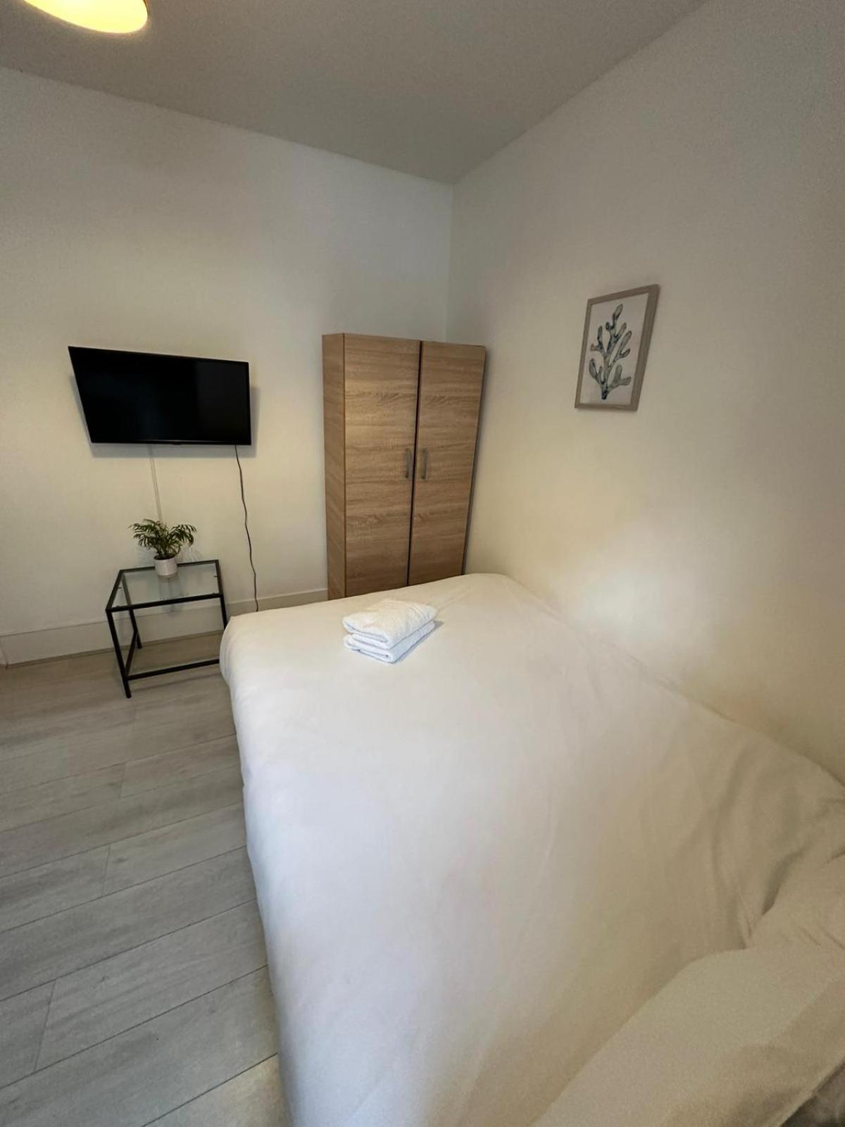 Miles Building Appartement *