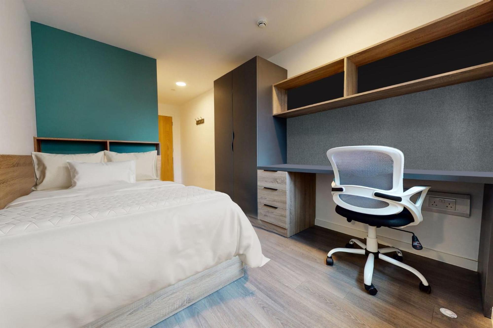 Private Bedrooms With Shared Kitchen, And At Canvas Wembley In Appartement Londen
