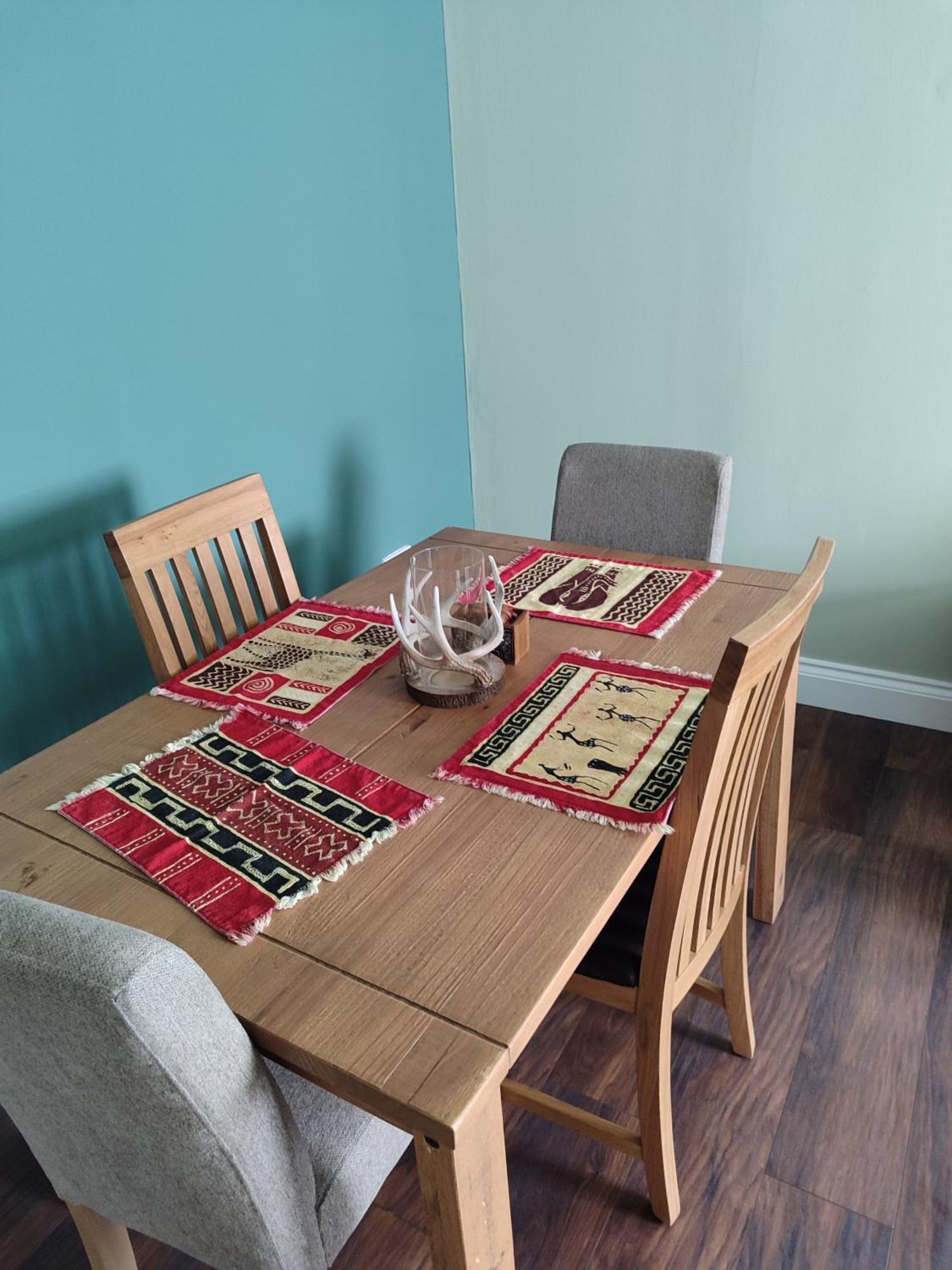 Comfortable Two Bedroom Modern Londres