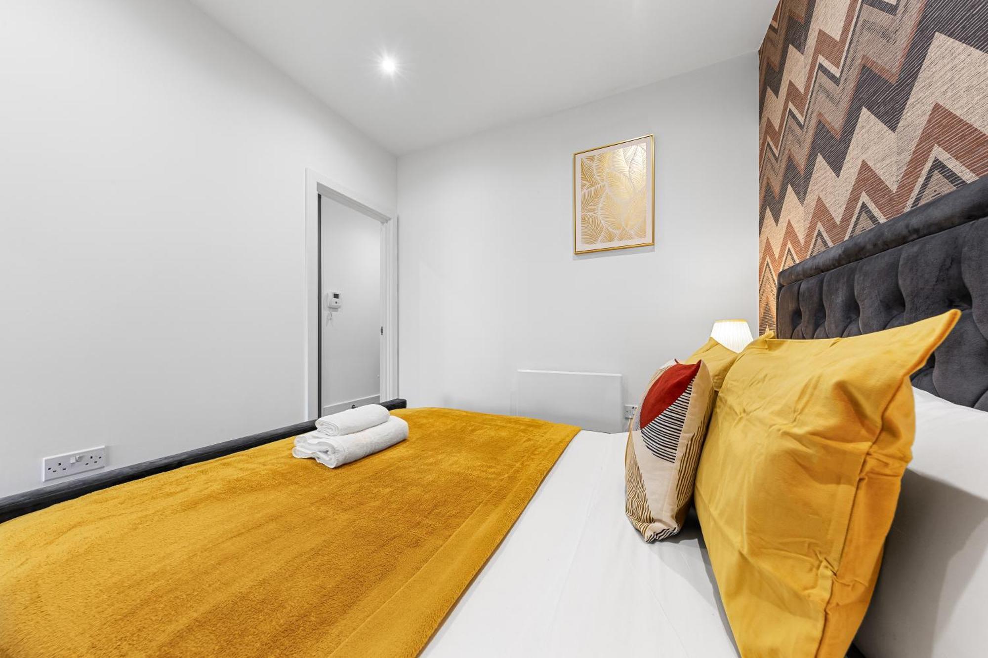 Stylish One Bedroom Flat - Sleeps 5 - Near Heathrow - Ub3 Appartement *