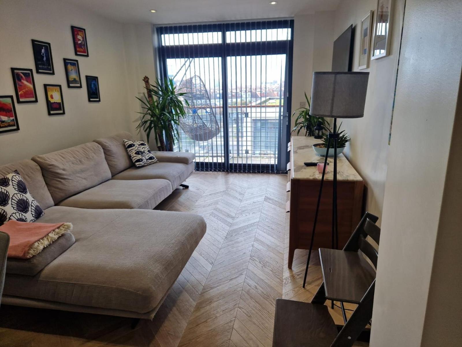 Cosy 1 Bedroom With Balcony Near Chiswick Londres