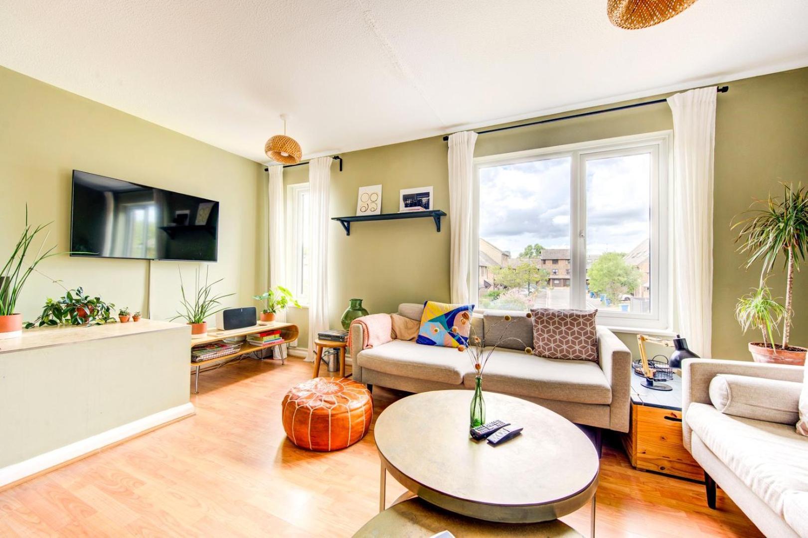 Guestready - Pacific West Coast In Canada Water Apartment London