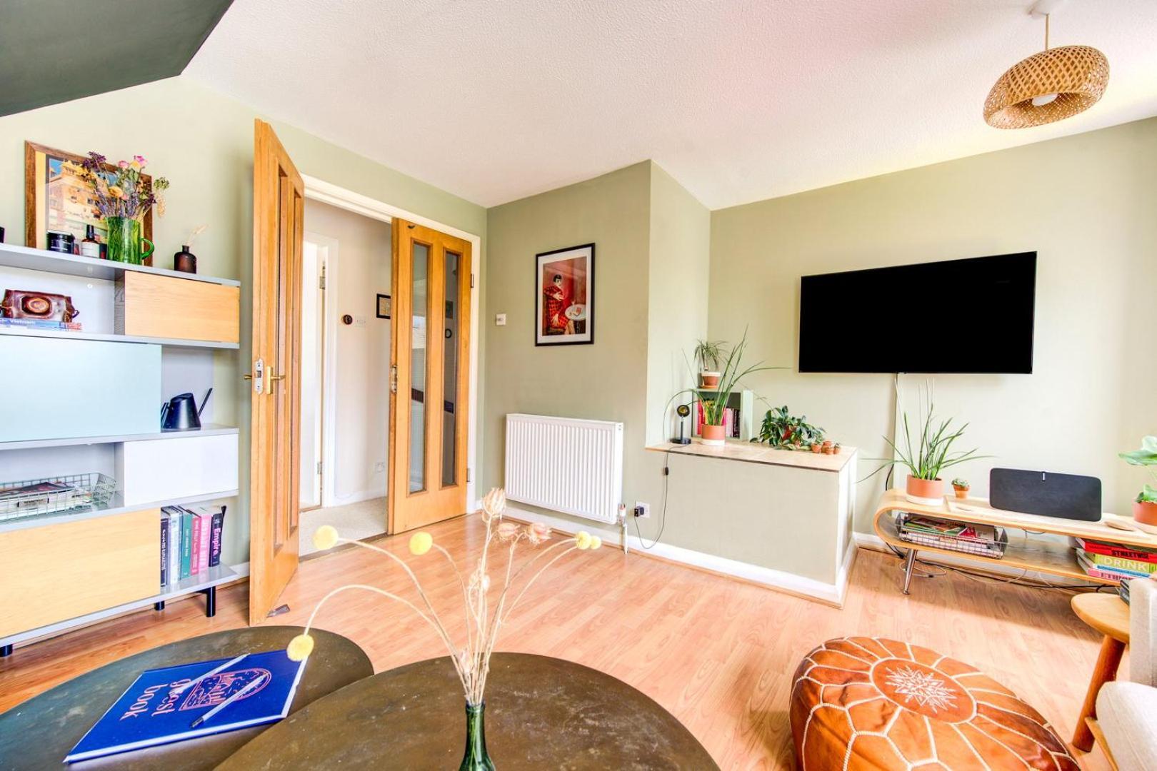 Guestready - Pacific West Coast In Canada Water * London
