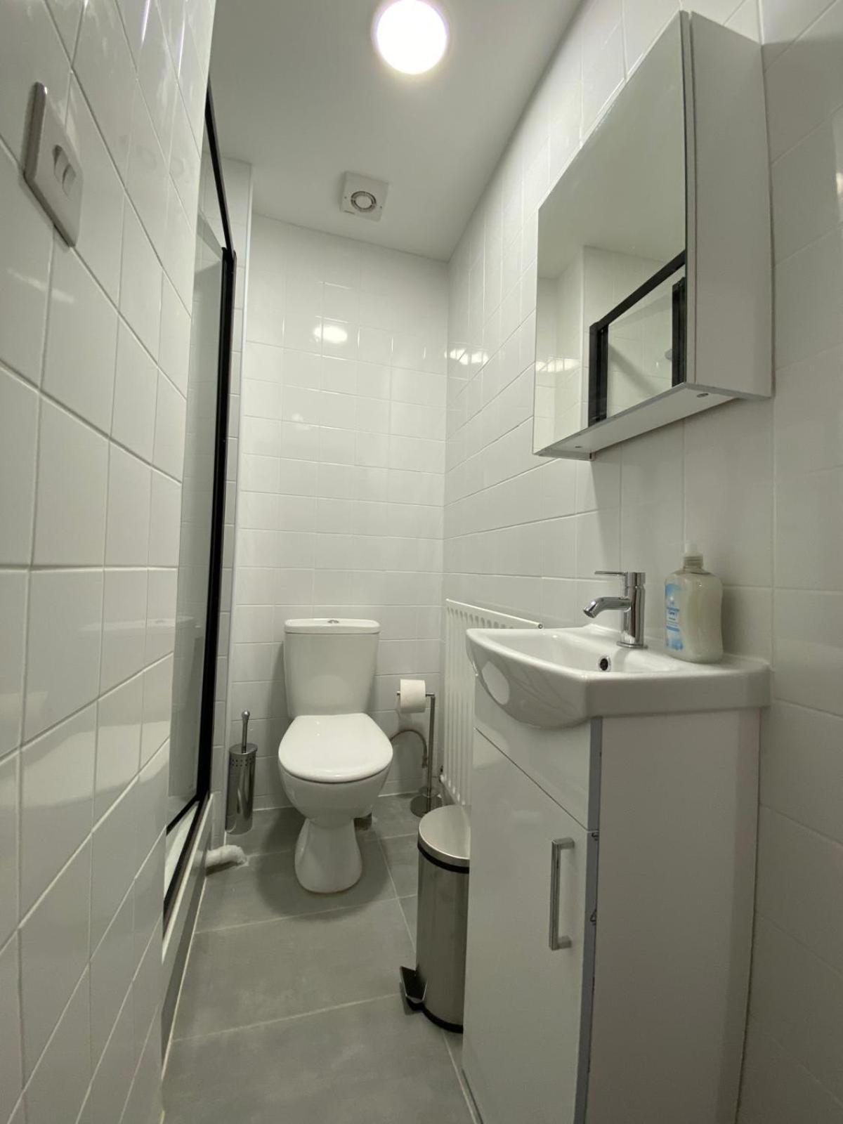 Casa de hóspedes Comfy Private Bedrooms Across The Euston Station