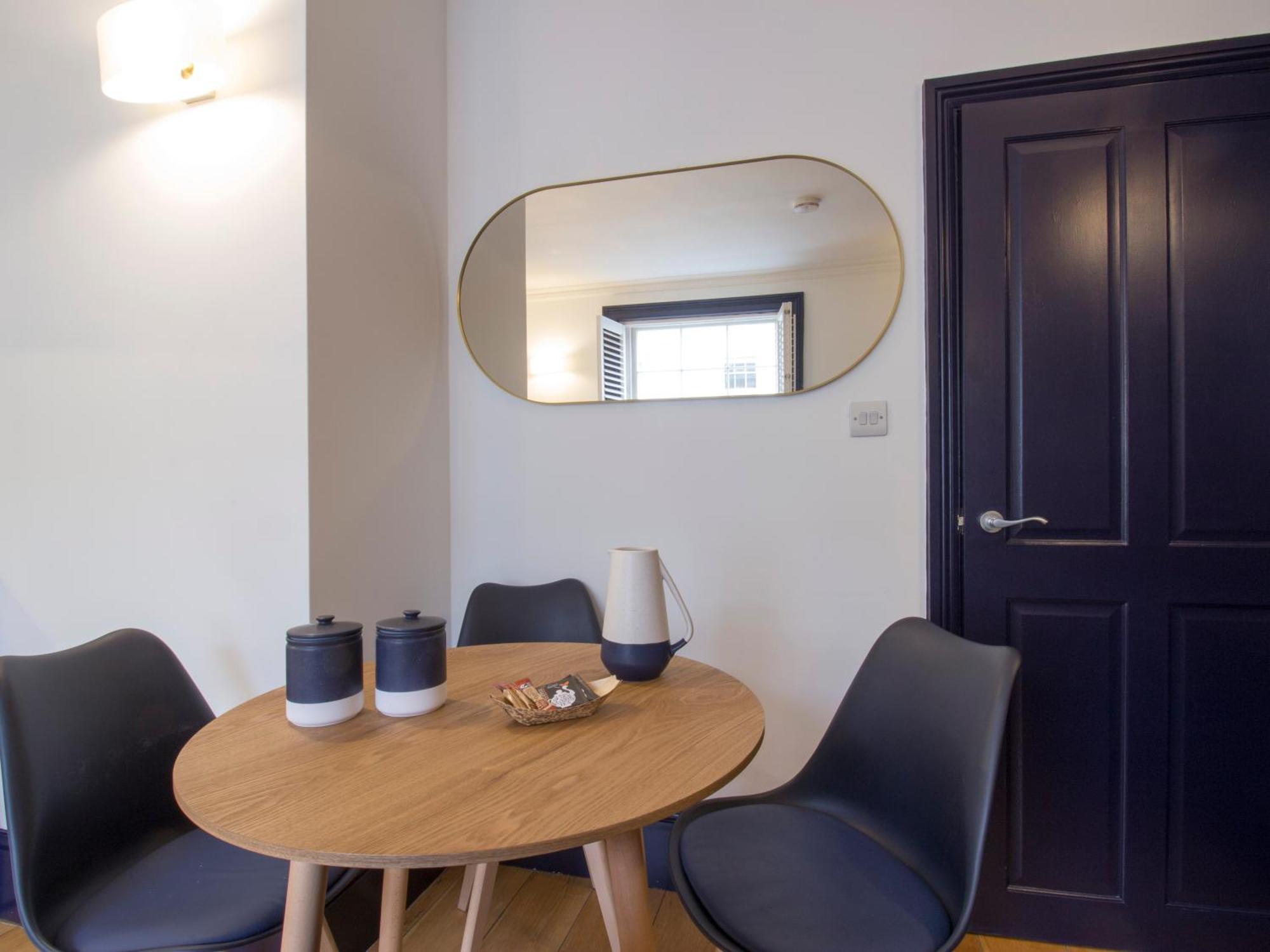 Thames Residences Hyde Park Appartement *