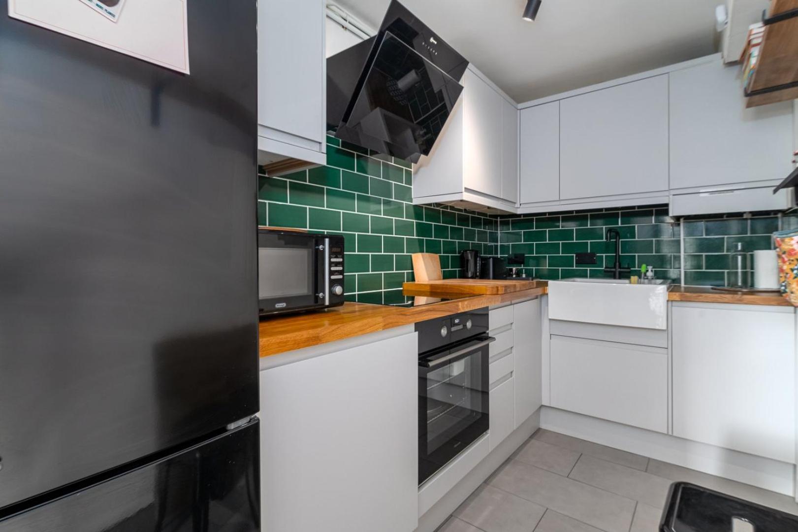 Guestready - Putney Cityscape Convenience Apartment London