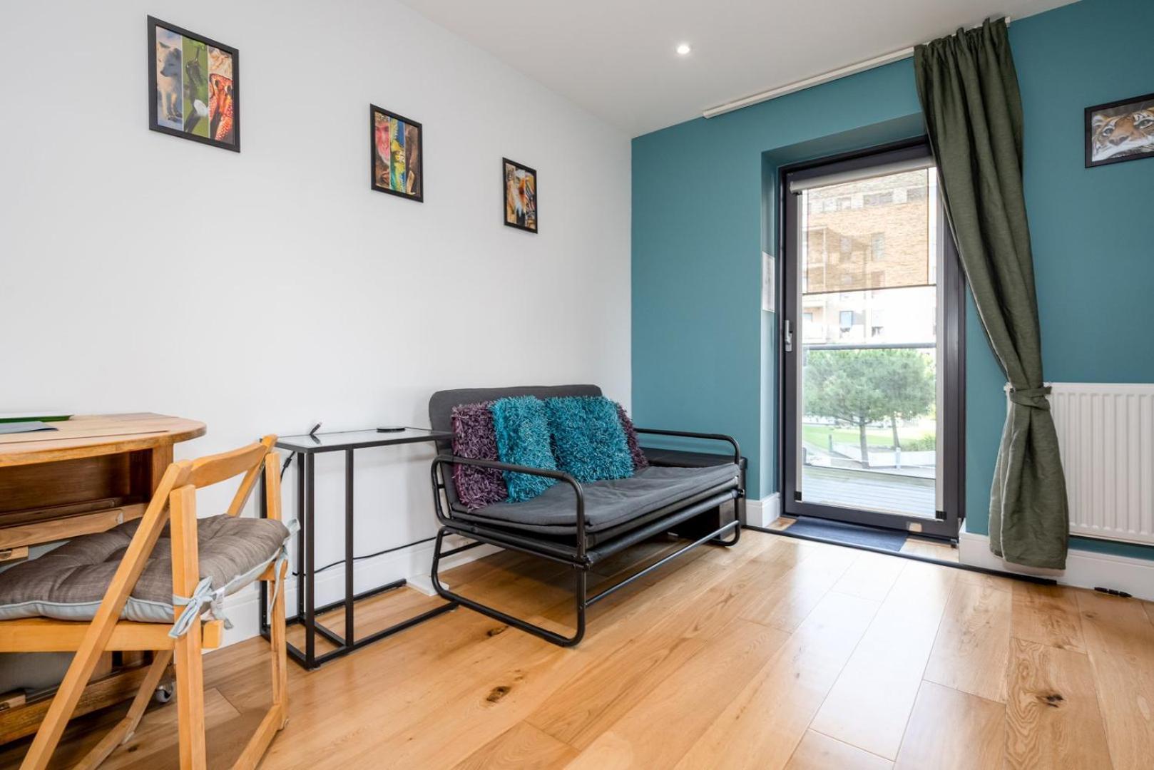 Guestready - Stylish Retreat Near The Airport Apartment