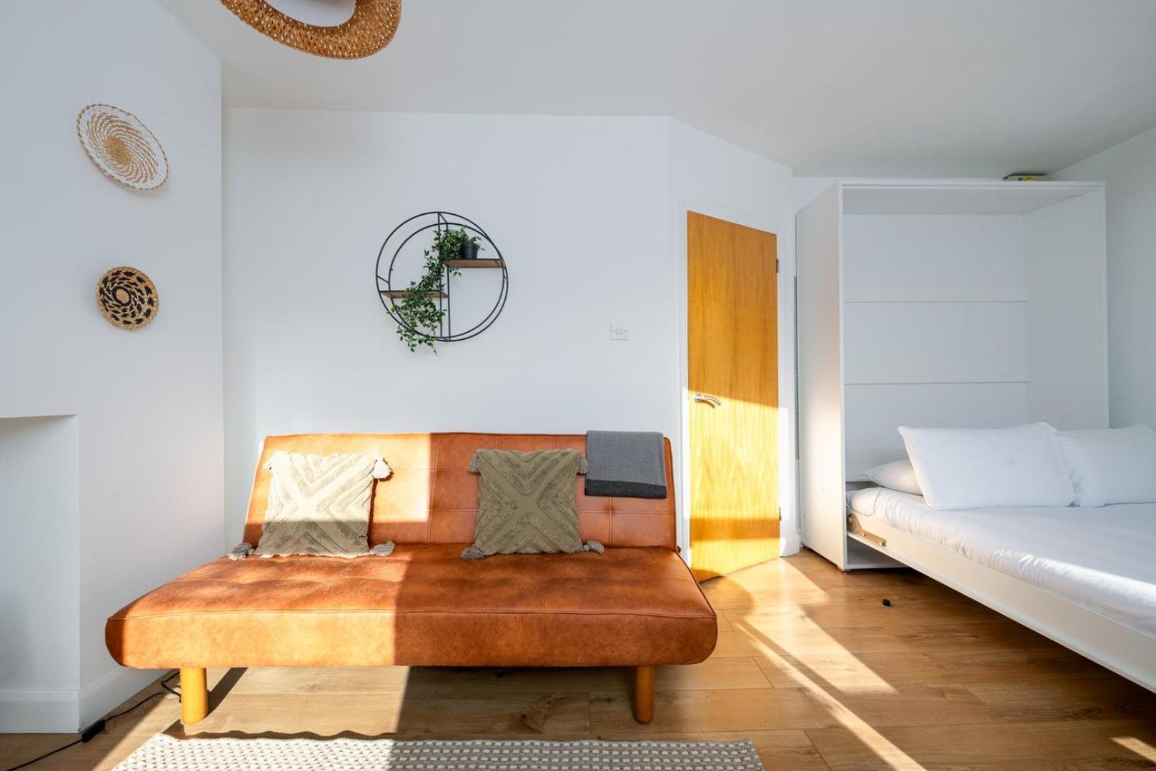 Guestready - Bow's Delight Near Stadium Londres