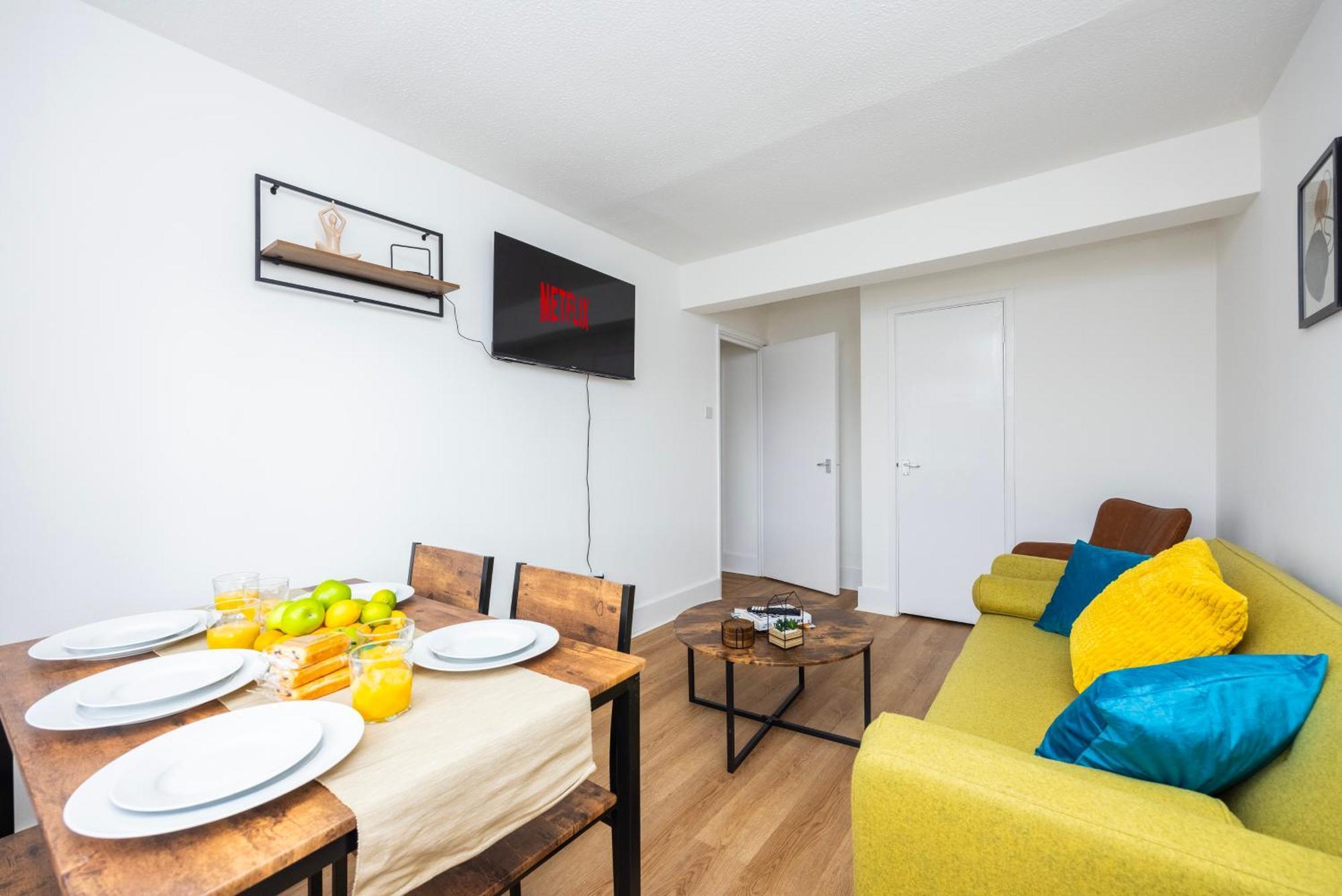 Apartamento Excel O2 Stunning Large 3 Bedroom With Balcony *