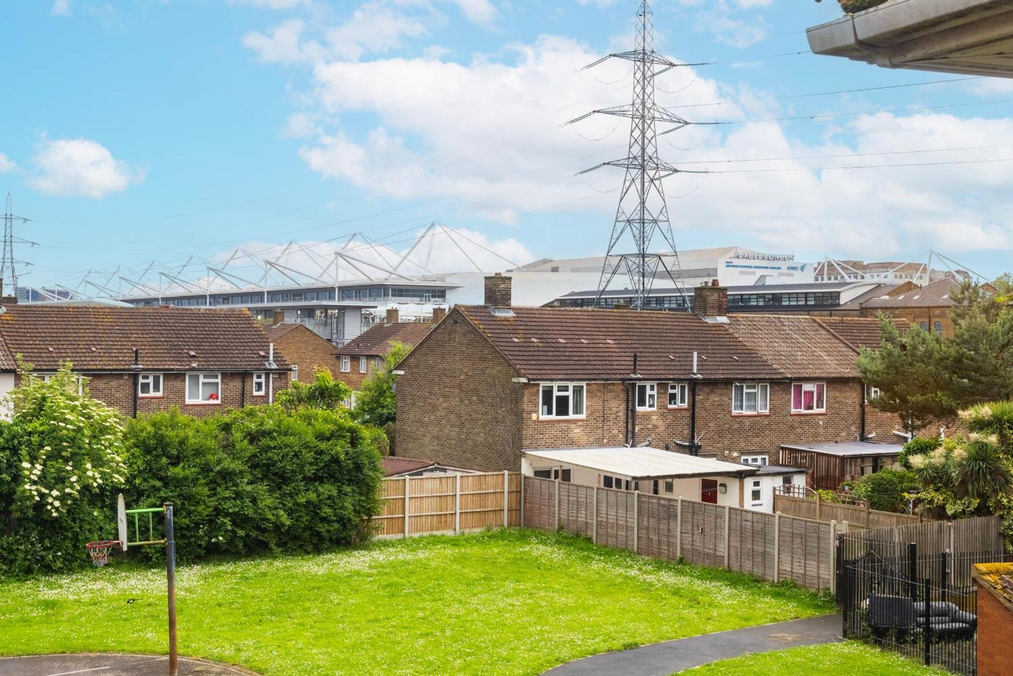 Excel O2 Stunning Large 3 Bedroom With Balcony Apartamento Londres