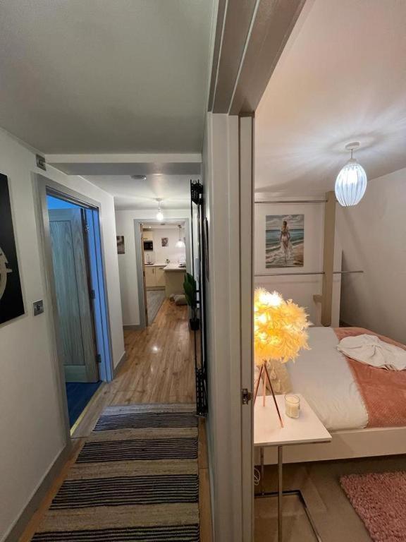Apartment Two Bedroom In Fulham *