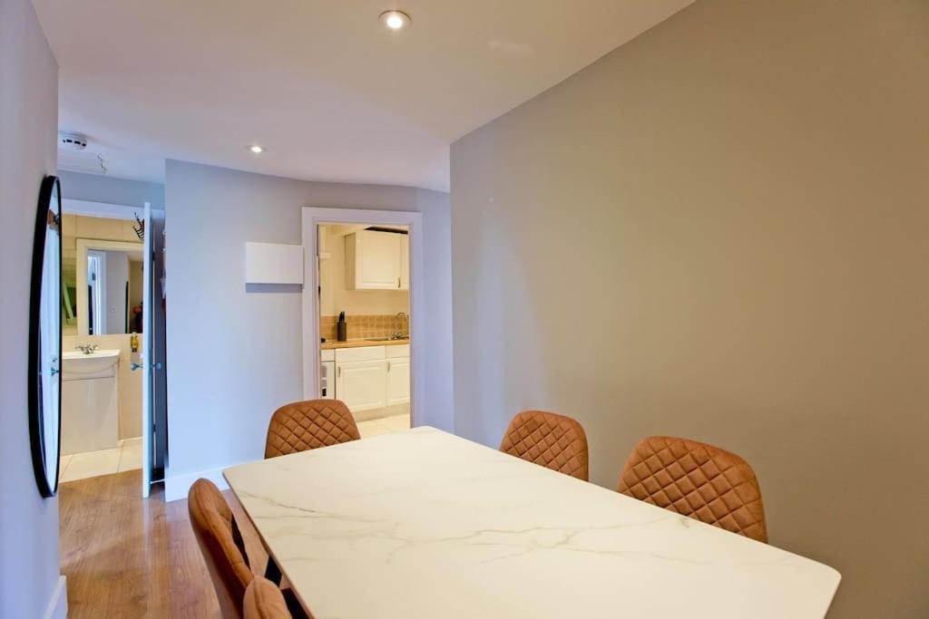 Imperial Hogarth Road -4th Floor * Londres
