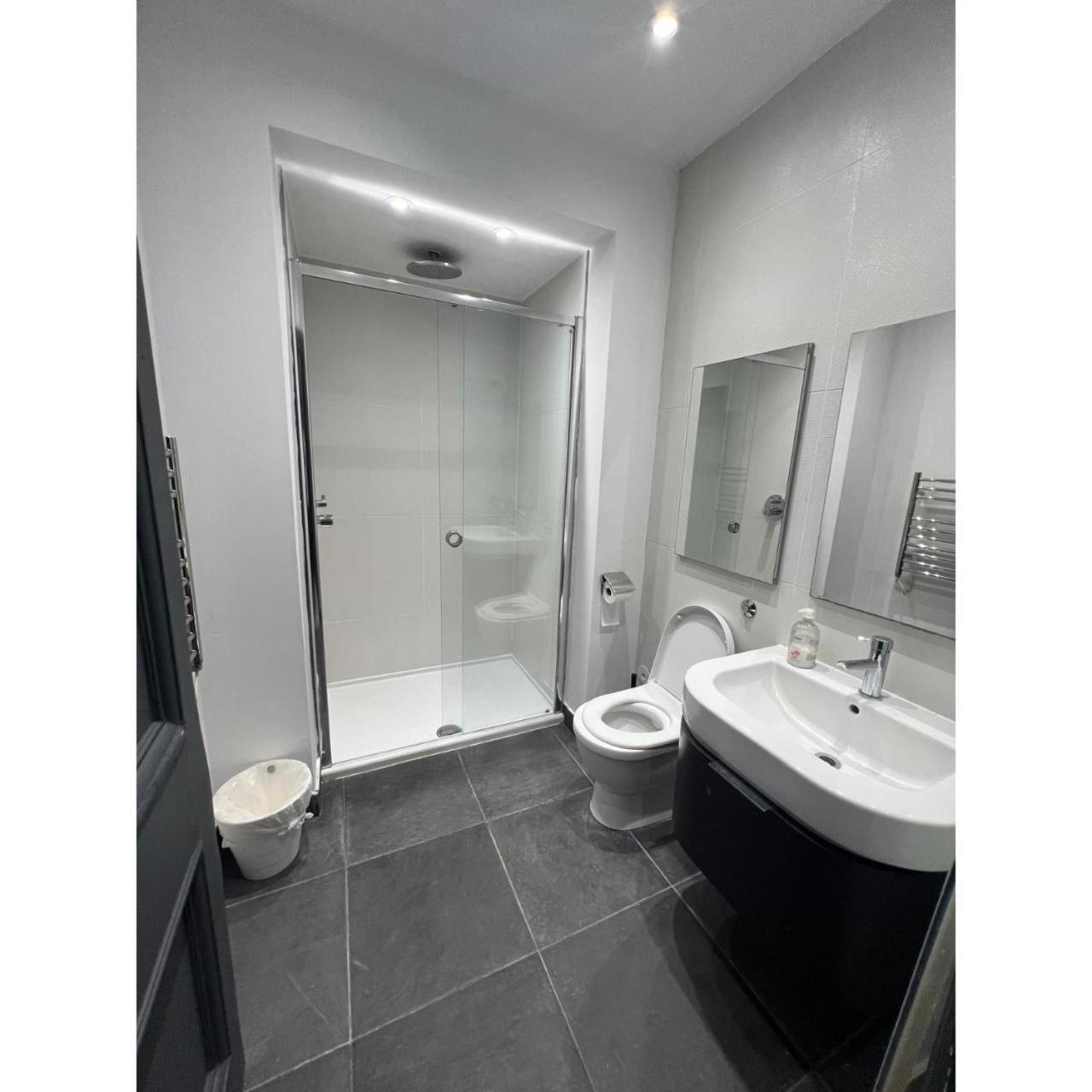 Fabulous 3 Bed Flat Near Edgware Road Station * London