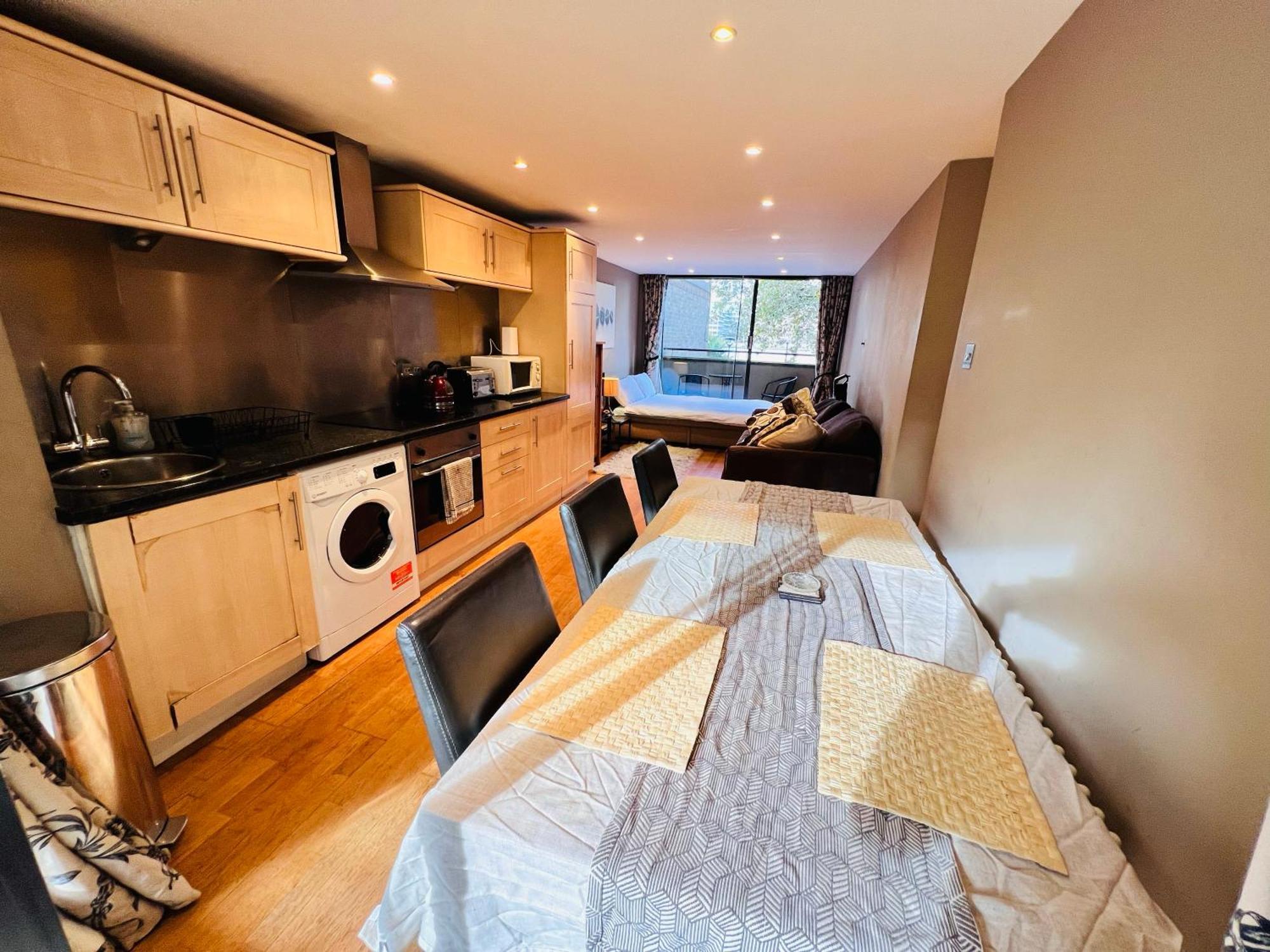 River Thames View Entire In The Most Cental Hotel 5*