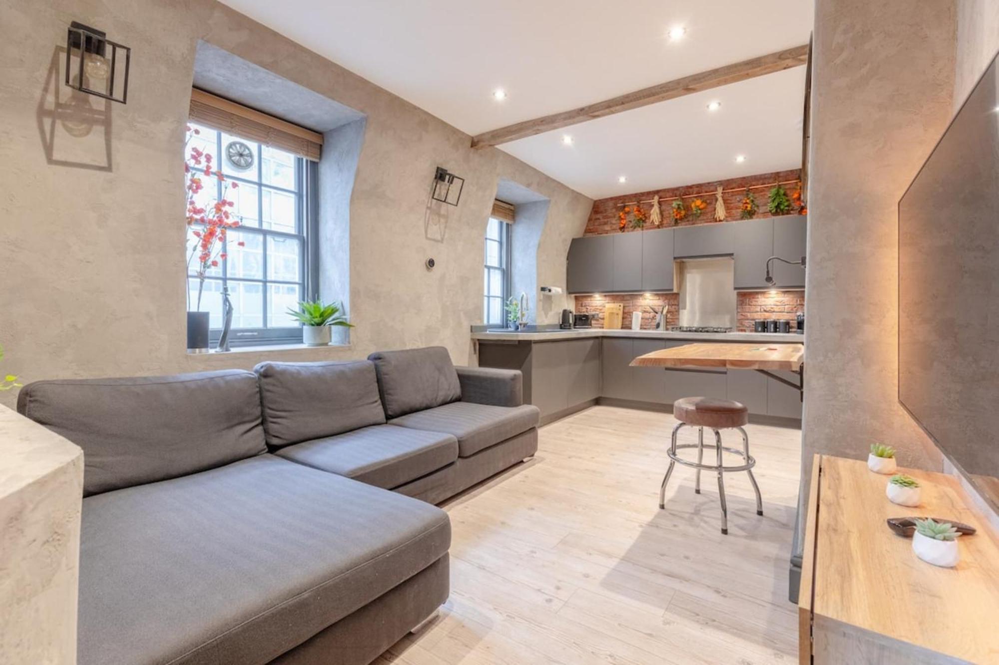 Newly-refurbished Loft-style Flat Farringdon! Apartamento Londres