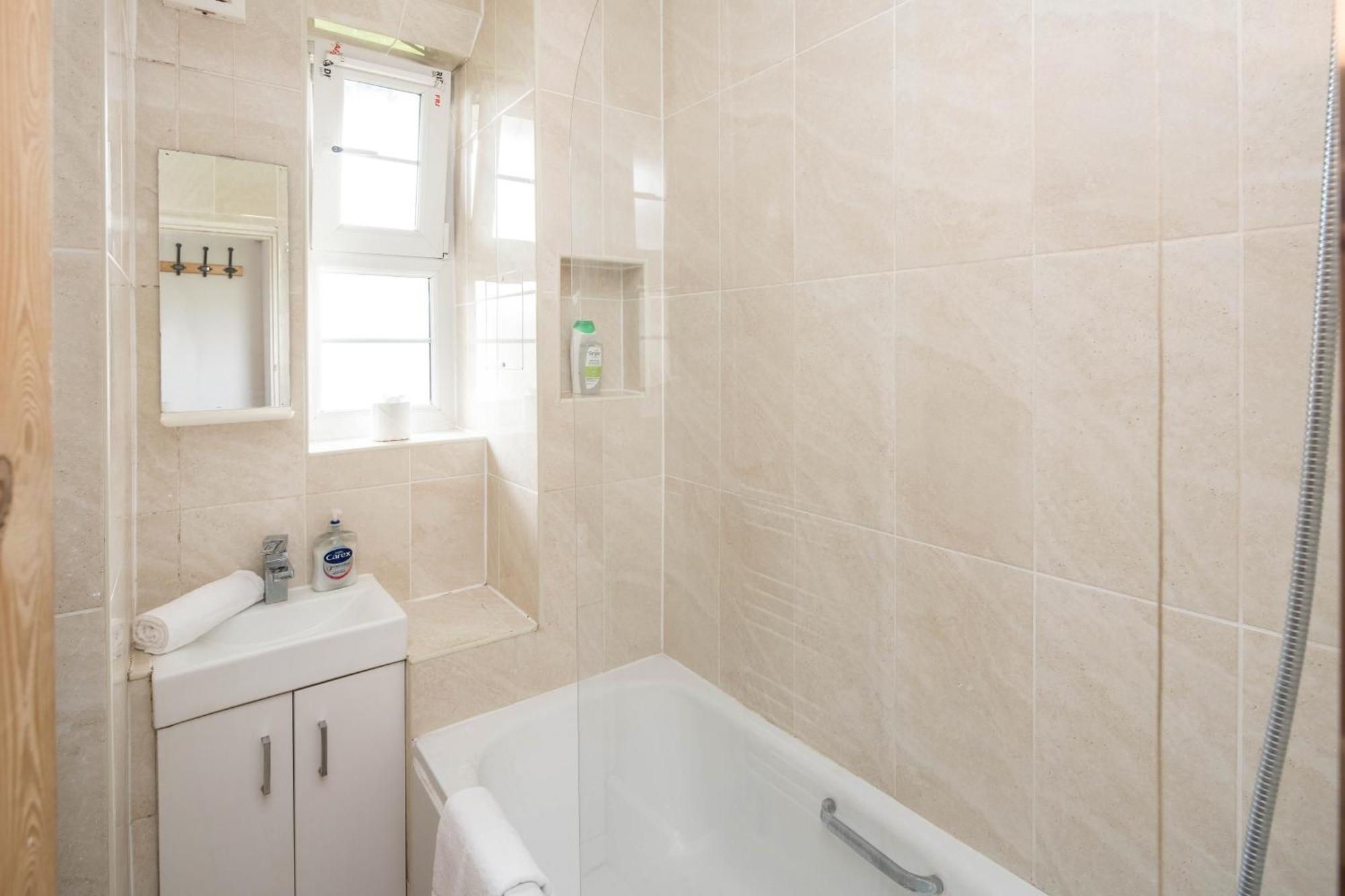 Appartement Stylish 2bd Flat With Balcony Near Stepney *