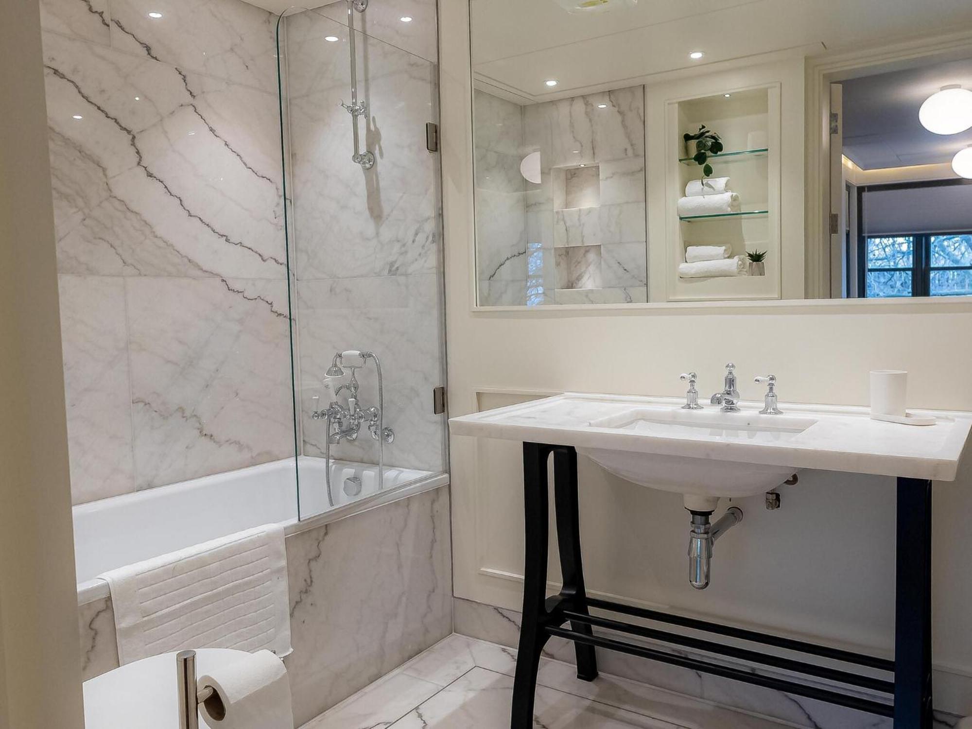 Modern Deluxe Five Bedroom House Near Chalk Farm Station By Belvilla Apartamento *