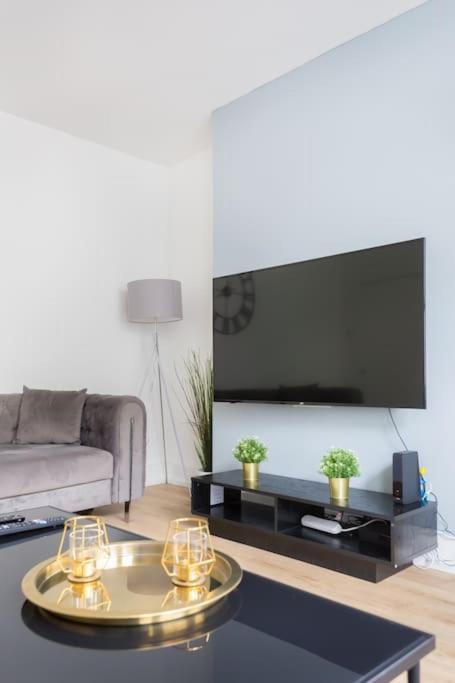 Two Bedroom In Dalston * Londres