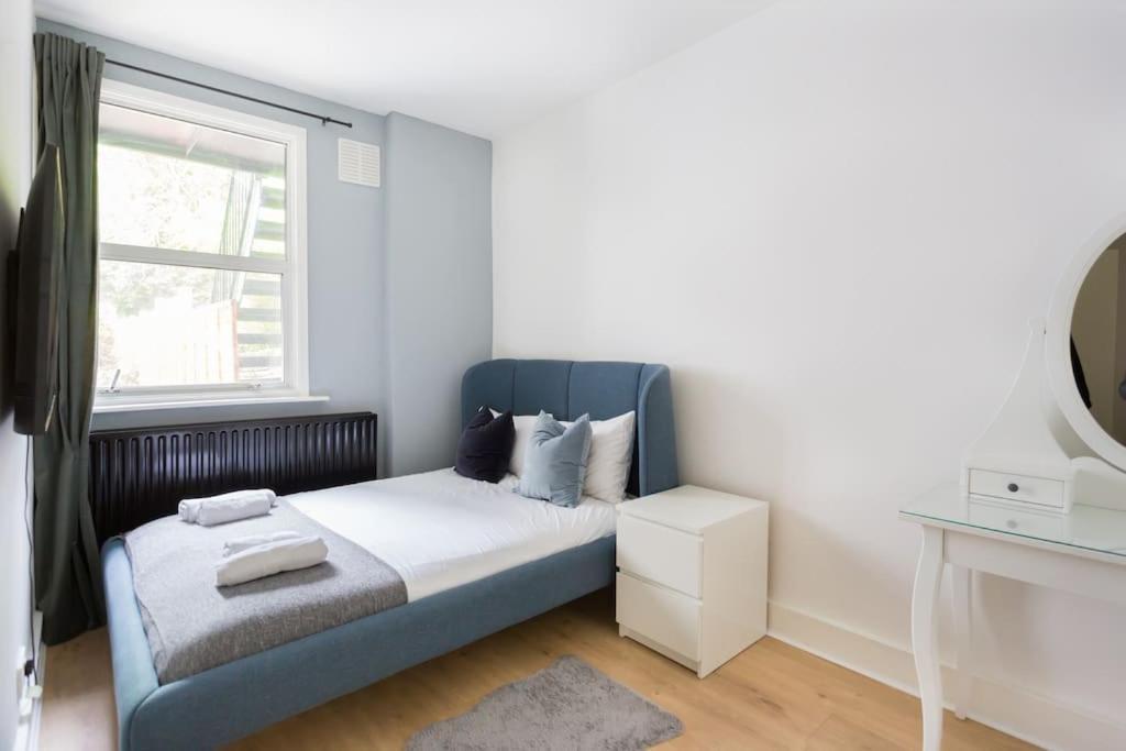 Two Bedroom In Dalston Appartement Londres