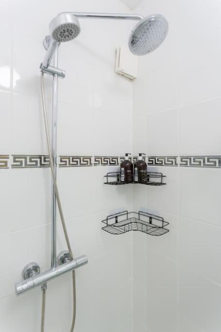 Two Bedroom In Dalston *