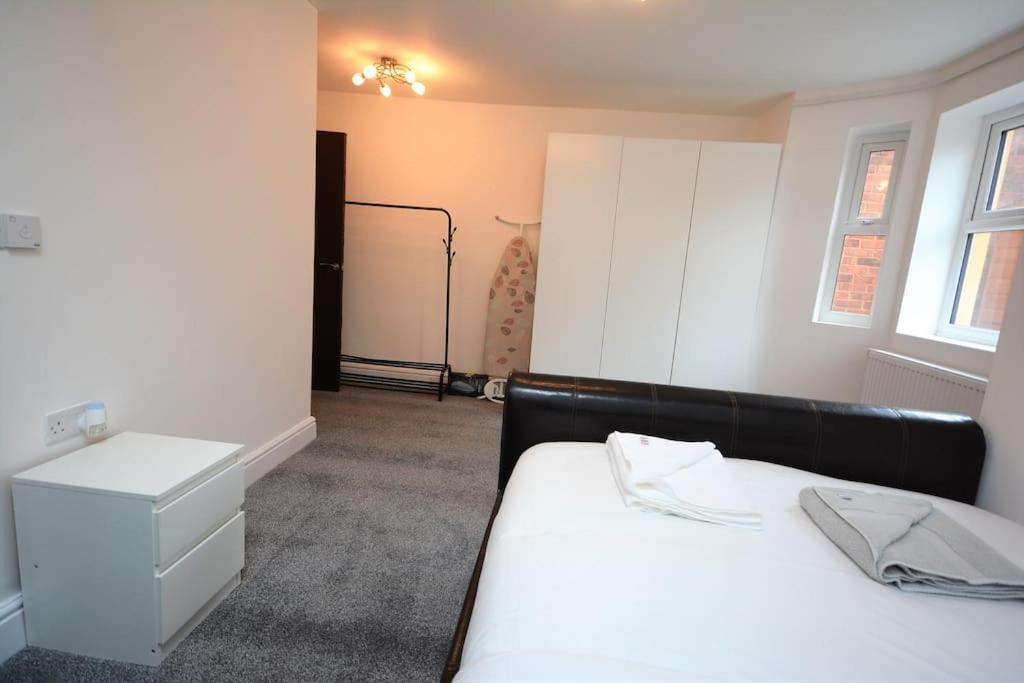 Lovely 4bedroom Appartement *