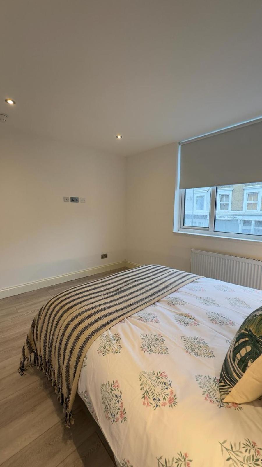 Guest house 15 Min To Guest 22 London