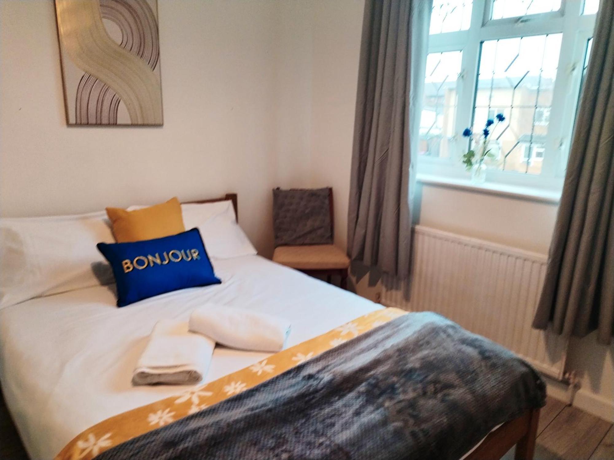 Cosy Near E1 * London