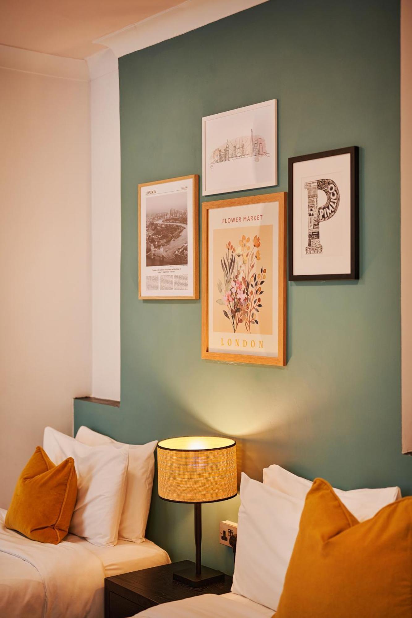 Huttons Hotel, Victoria Hotel Londres