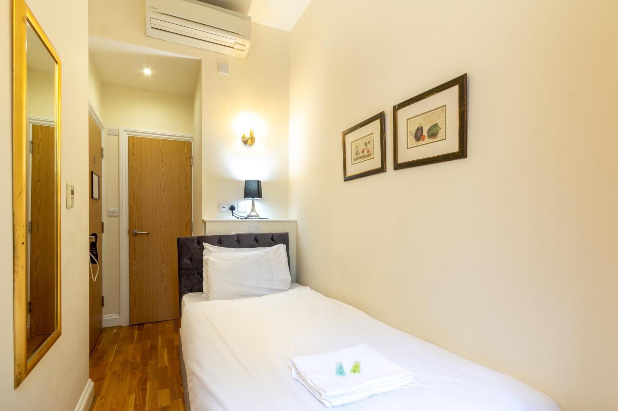 Hotel Coronation 3*
