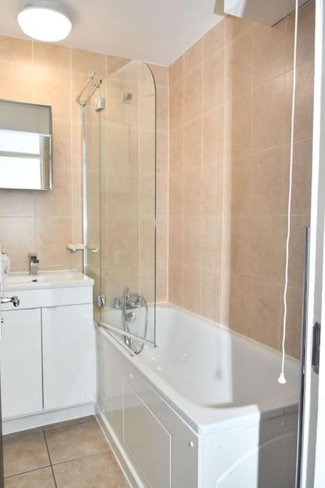 Away From Apartamento Londres