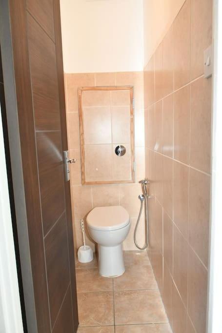 Away From Apartamento