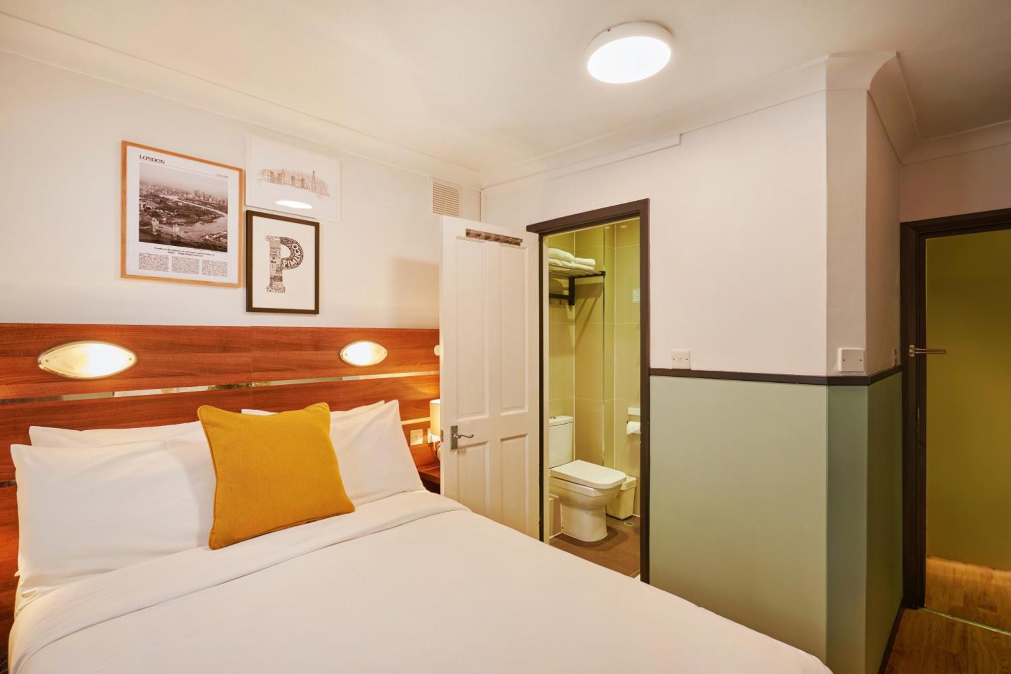 Hotel Huttons Hotel, Victoria 3*