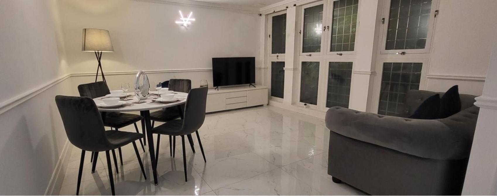 Stunning 2 Bedroom In Canary Wharf - Morland London